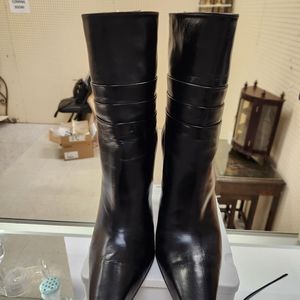 Mid calf boots, leather